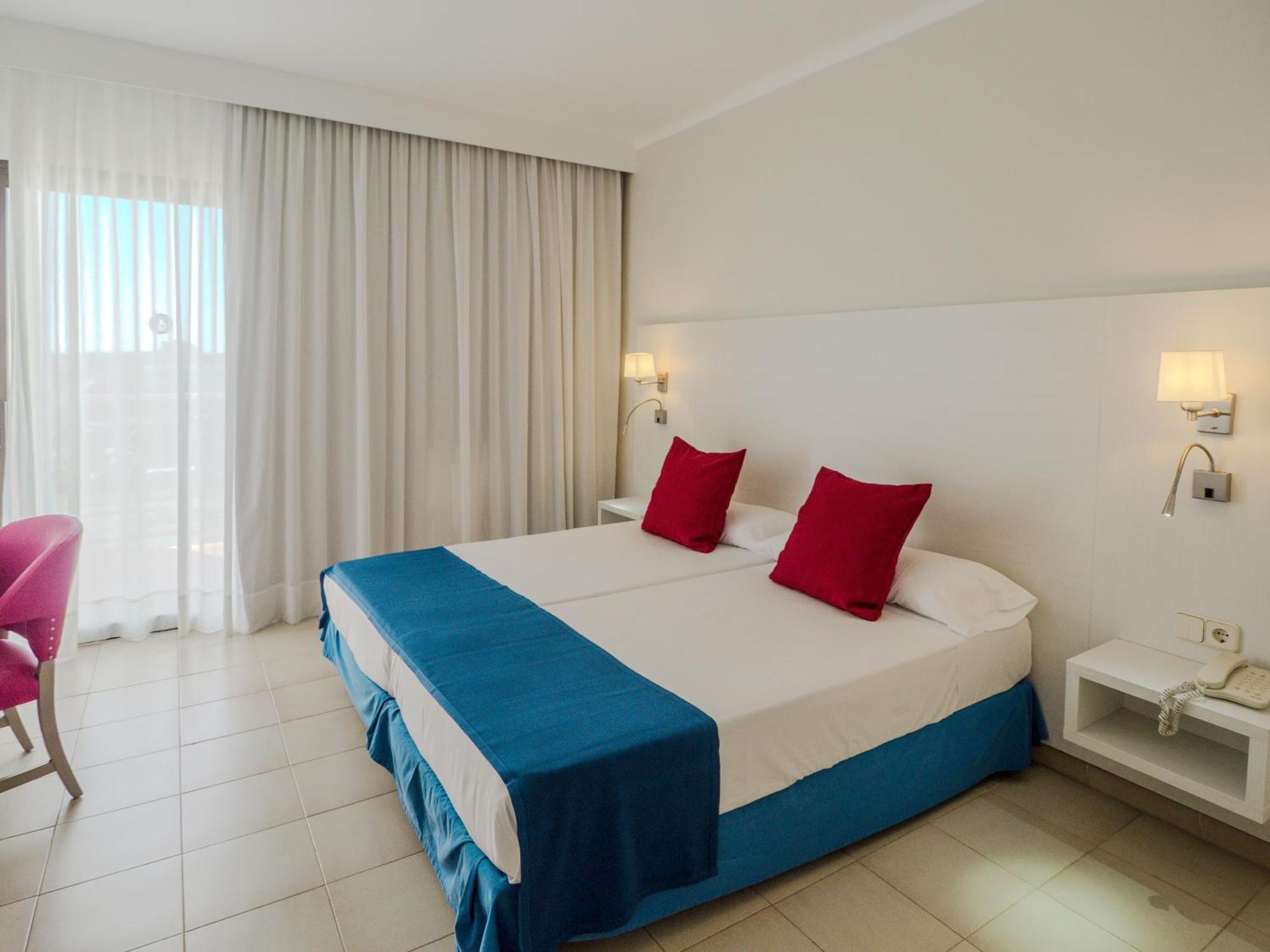 Hotel La Santa Maria Cala Millor  Zewnętrze zdjęcie