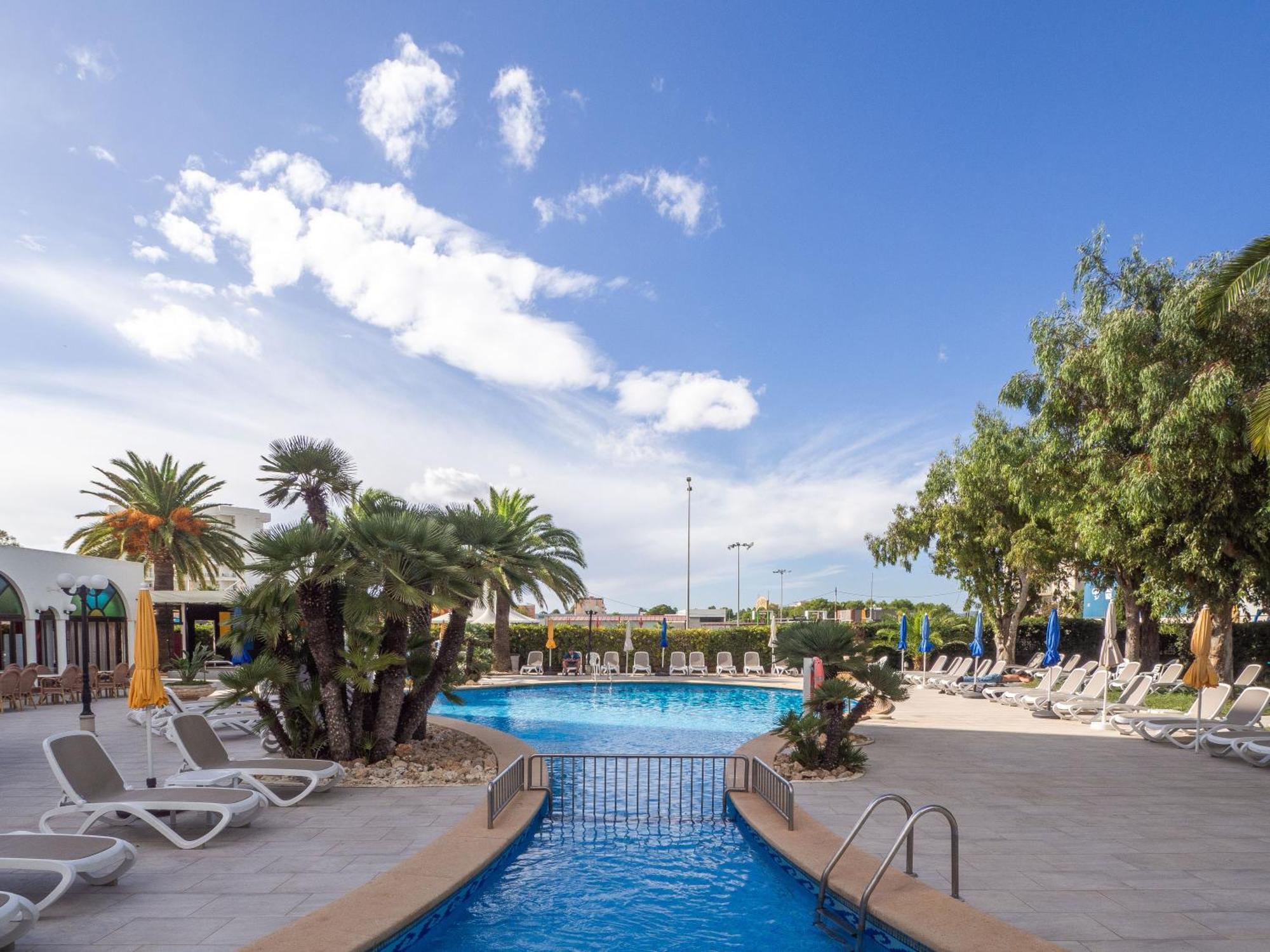 Hotel La Santa Maria Cala Millor  Zewnętrze zdjęcie